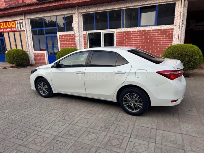 Toyota Corolla 2015, 198,000 km - 1.6 l - Masallı