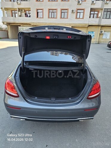 Mercedes E 300 2018, 122,100 km - 2.0 л - Bakı
