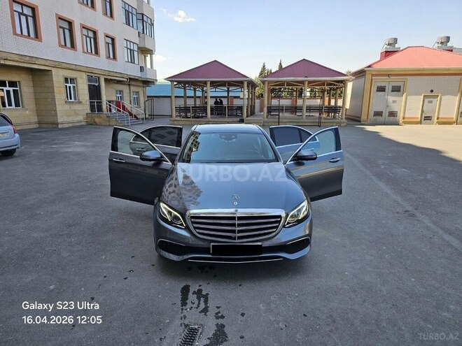 Mercedes E 300 2018, 122,100 km - 2.0 л - Bakı