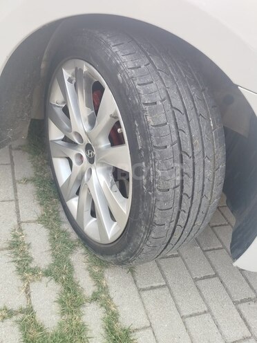 Hyundai i40 2012, 226,546 km - 2.0 л - Naftalan
