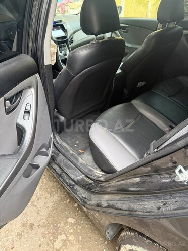 Hyundai Elantra 2012, 189,324 km - 1.8 l - Ağstafa