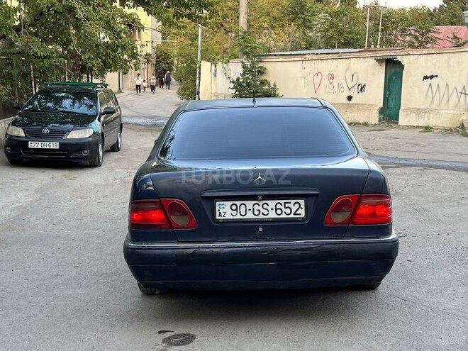Mercedes E 230 1995, 365,000 km - 2.3 л - Bakı