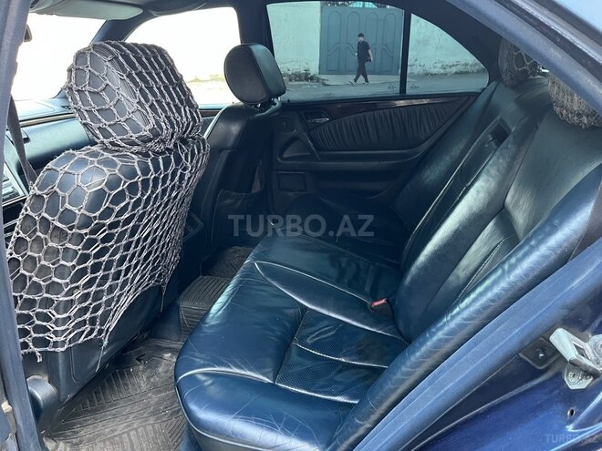 Mercedes E 230 1995, 365,000 km - 2.3 л - Bakı