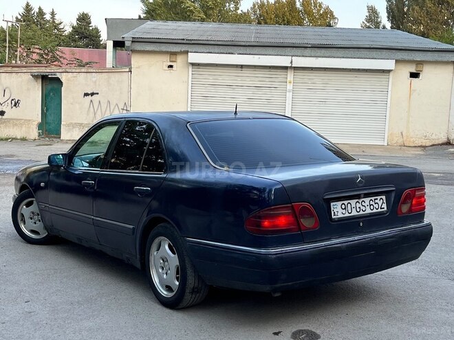Mercedes E 230 1995, 365,000 km - 2.3 л - Bakı