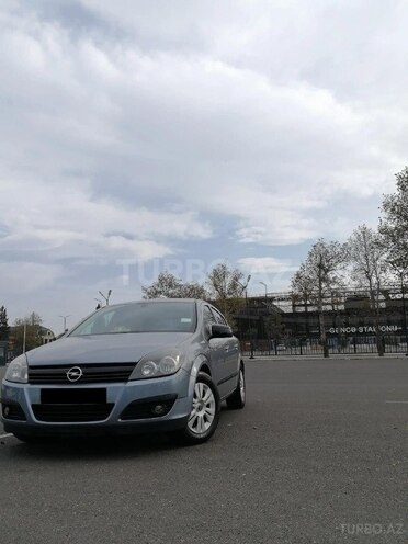 Opel Astra 2004, 305,050 km - 1.4 л - Gəncə
