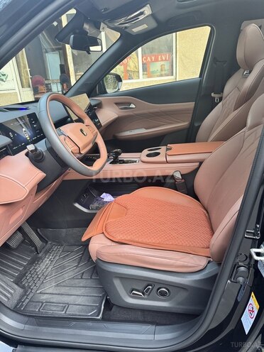 Changan  2025, 12,000 km - 1.5 л - Bakı