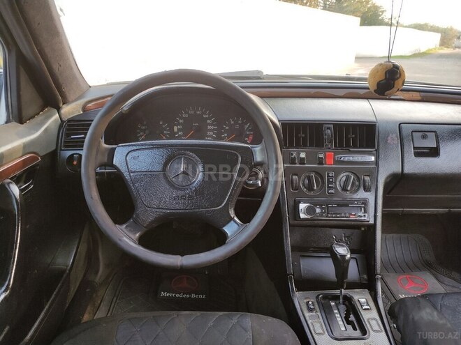 Mercedes C 250 1994, 400,000 km - 2.5 l - Şirvan