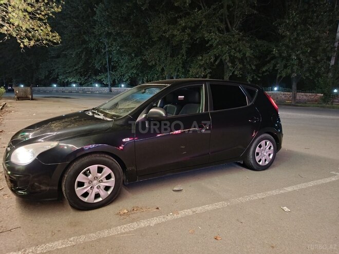 Hyundai i30 2008, 260,020 km - 1.4 l - Tovuz