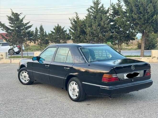 Mercedes 250 D 1992, 243,128 km - 2.5 l - Sumqayıt
