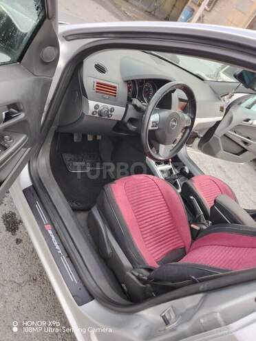 Opel Astra 2009, 300,034 km - 1.4 л - Qəbələ