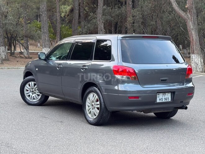 Mitsubishi Airtrek 2004, 258,741 km - 2.0 l - Bakı
