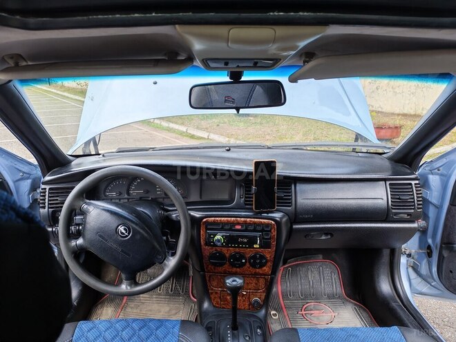 Opel Vectra 1997, 455,660 km - 1.8 l - Tovuz