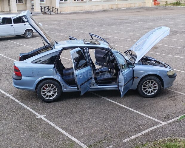 Opel Vectra 1997, 455,660 km - 1.8 l - Tovuz