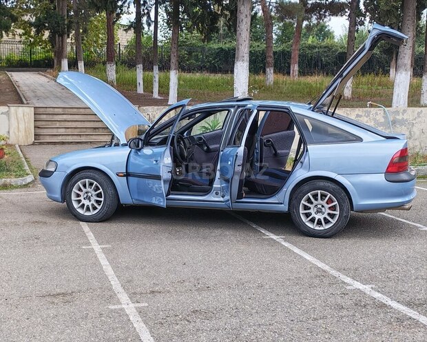 Opel Vectra 1997, 455,660 km - 1.8 l - Tovuz
