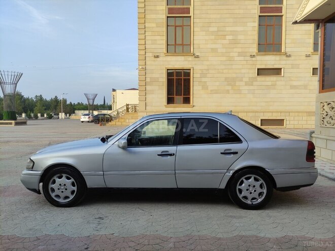 Mercedes C 250 1994, 400,000 km - 2.5 l - Şirvan