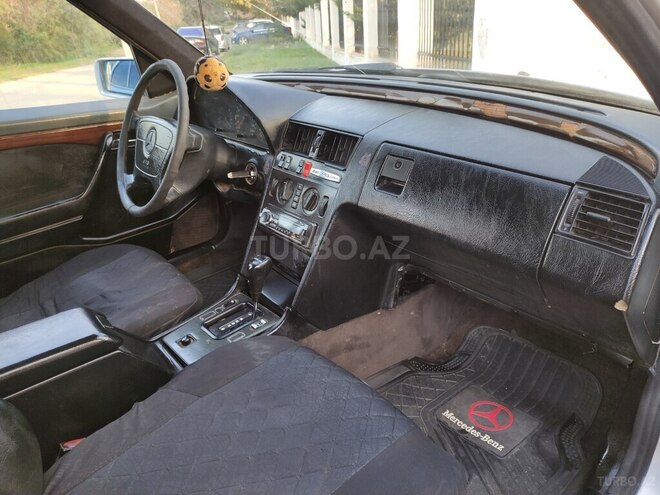 Mercedes C 250 1994, 400,000 km - 2.5 l - Şirvan