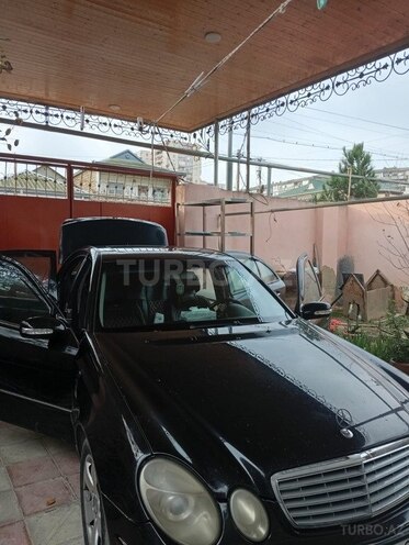 Mercedes E 270 2003, 537,000 km - 2.7 l - Bakı