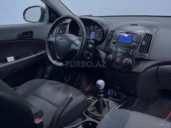 Hyundai i30 2008, 260,020 km - 1.4 l - Tovuz