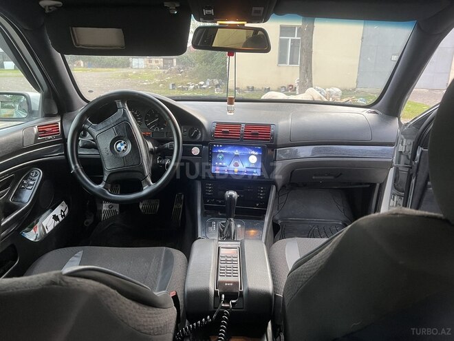 BMW 523 1997, 450,000 km - 2.5 l - Qazax