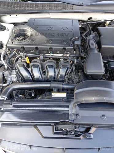 Hyundai Sonata 2008, 222,000 km - 2.0 l - Ucar