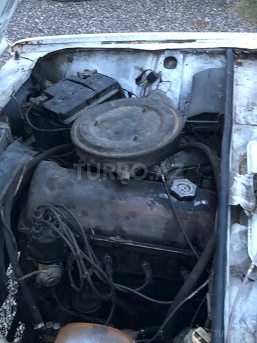 LADA (VAZ) 2107 1999, 22,550 km - 1.6 l - Salyan