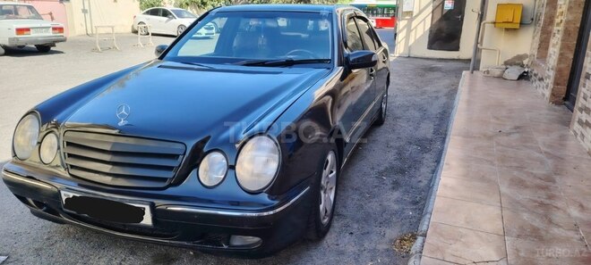 Mercedes E 270 2000, 358,646 km - 2.7 l - Bakı