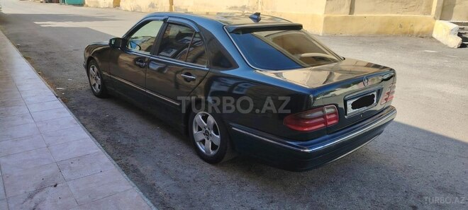 Mercedes E 270 2000, 358,646 km - 2.7 l - Bakı