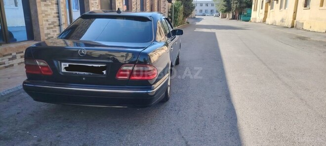Mercedes E 270 2000, 358,646 km - 2.7 l - Bakı