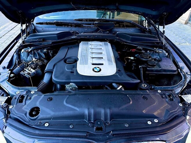 BMW 530 2004, 377,590 km - 3.0 l - Bakı