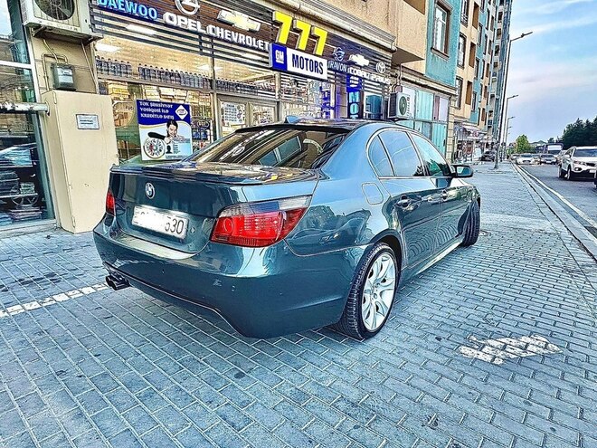 BMW 530 2004, 377,590 km - 3.0 l - Bakı