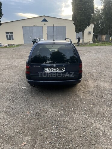 Opel Astra 1997, 382,000 km - 1.6 l - Qazax