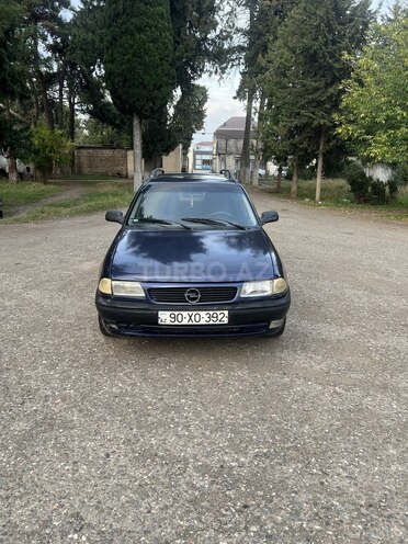 Opel Astra 1997, 382,000 km - 1.6 l - Qazax