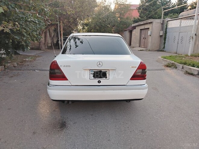 Mercedes C 220 1994, 298,000 km - 2.2 л - Bakı