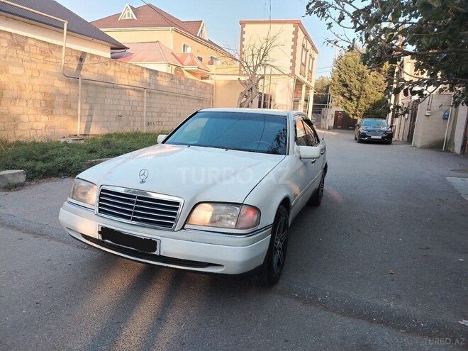 Mercedes C 220 1994, 298,000 km - 2.2 л - Bakı