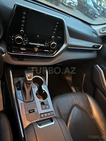 Toyota Highlander 2021, 47,000 km - 2.5 l - Bakı
