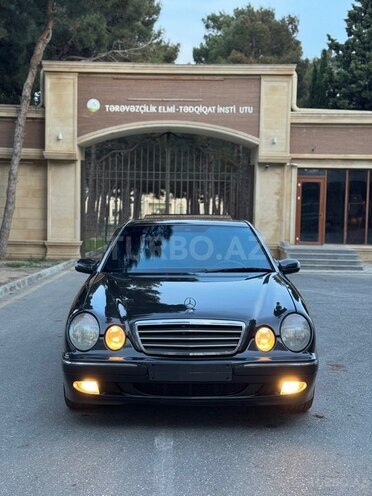 Mercedes E 220 2000, 393,000 km - 2.2 l - Bakı