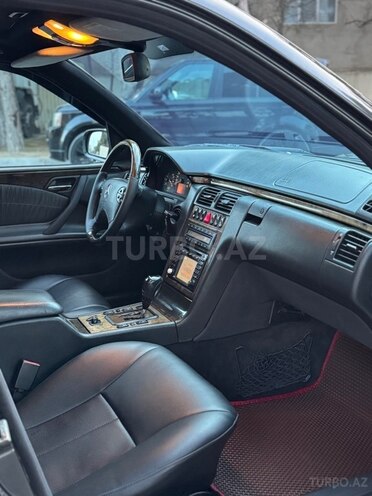 Mercedes E 220 2000, 393,000 km - 2.2 l - Bakı