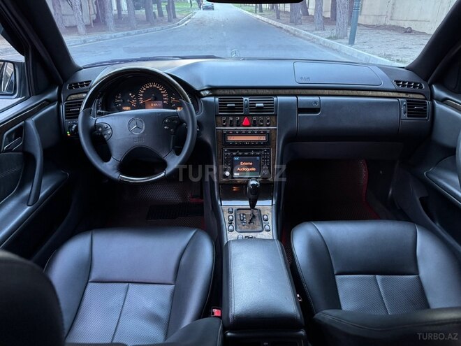Mercedes E 220 2000, 393,000 km - 2.2 l - Bakı