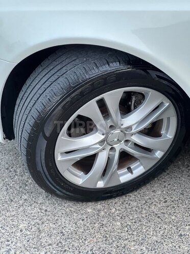 Mercedes E 220 2008, 256,780 km - 2.2 l - Bakı