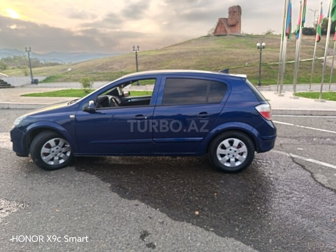 Opel Astra 2005, 267,891 km - 1.4 l - 
