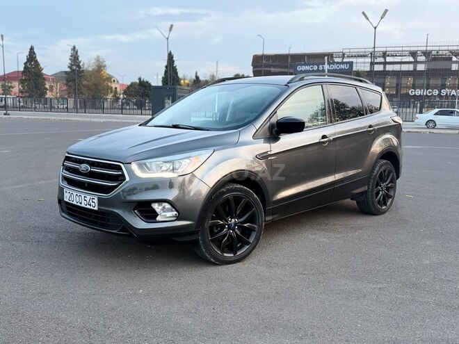 Ford Escape 2018, 229,825 km - 1.5 л - Gəncə