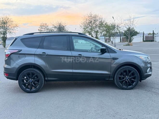 Ford Escape 2018, 229,825 km - 1.5 л - Gəncə