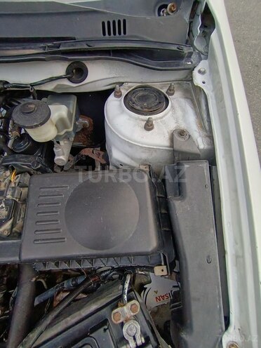 Toyota Corolla 2003, 382,200 km - 1.3 l - Mingəçevir