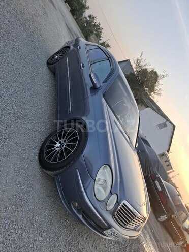 Mercedes E 240 2003, 472,000 km - 2.6 l - Ağsu