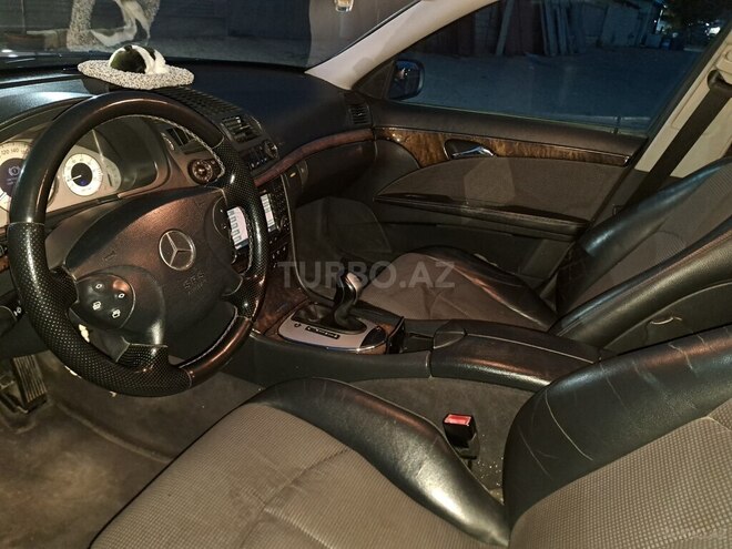 Mercedes E 240 2003, 472,000 km - 2.6 l - Ağsu