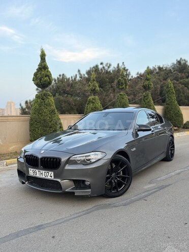 BMW 528 2014, 290,000 km - 2.0 л - Bakı