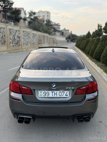 BMW 528 2014, 290,000 km - 2.0 л - Bakı