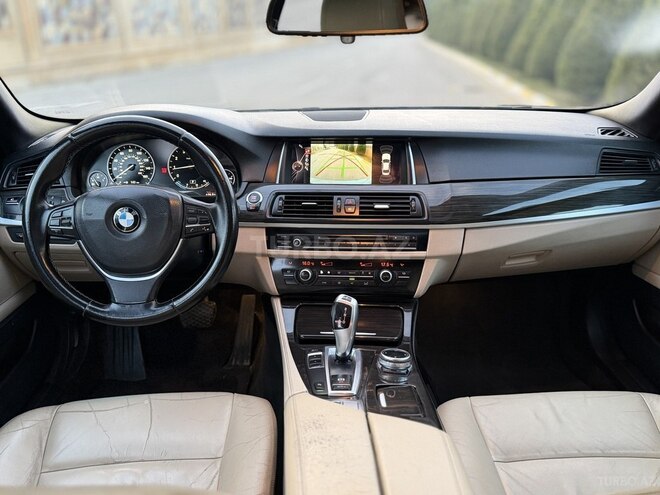 BMW 528 2014, 290,000 km - 2.0 л - Bakı