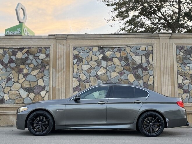 BMW 528 2014, 290,000 km - 2.0 л - Bakı
