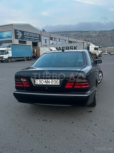 Mercedes E 270 2000, 500,000 km - 2.7 л - Bakı